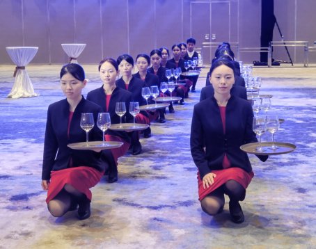 "宋体"